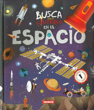 Cargar imagen en el visor de la galería, BUSCA CON LA LINTERNA EN EL ESPACIO (S3513004)