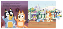Cargar imagen en el visor de la galería, BLUEY A JIGSAW PUZZLE BOOK (BB)