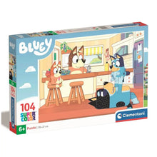 Cargar imagen en el visor de la galería, ROMPECABEZAS BLUEY 104 PCS (27169)