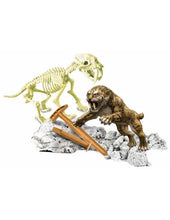 Cargar imagen en el visor de la galería, SMILODON FOSFORESCENTE ARQUEOJUGANDO (55544)