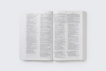 Cargar imagen en el visor de la galería, RVR NKJ BIBLIA BILINGUE (TD)