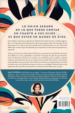 Cargar imagen en el visor de la galería, DEVOCIONAL EN UN AÑO ORACIONES BIBLICAS POR NUESTROS HIJOS