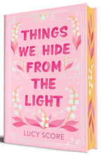 Cargar imagen en el visor de la galería, KNOCKEMOUNT 02 THINGS WE HIDE FROM THE LIGHT (STENCILED EDGES) (HC)