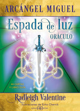 Cargar imagen en el visor de la galería, ARCANGEL MIGUEL ESPADA DE LUZ ORACULO (LIBRO + CARTAS)