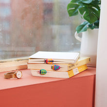 Cargar imagen en el visor de la galería, SEPARADOR DE LIBRO THE BEETLES SET 3 (28104)
