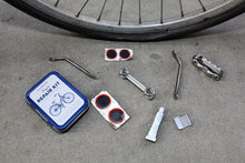 Cargar imagen en el visor de la galería, KIT HERRAMIENTAS BICYCLE REPAIR KIT (CD119
