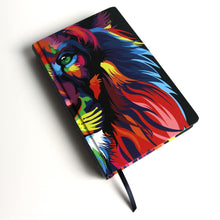 Cargar imagen en el visor de la galería, BIBLIA LEON DE JUDA LETRA GRANDE REINA VALERA 1960 MULTICOLOR (TD)
