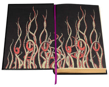 Cargar imagen en el visor de la galería, H. P. LOVECRAFT TALES OF HORROR
