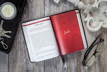 Cargar imagen en el visor de la galería, JESUS EN ROJO
