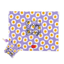 Cargar imagen en el visor de la galería, PAÑO PARA ANTEOJOS SOS LOOK AT ME DAISY (LOOK0057)
